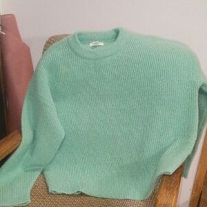 Elegant Mint Women's Crew Neck Sweater